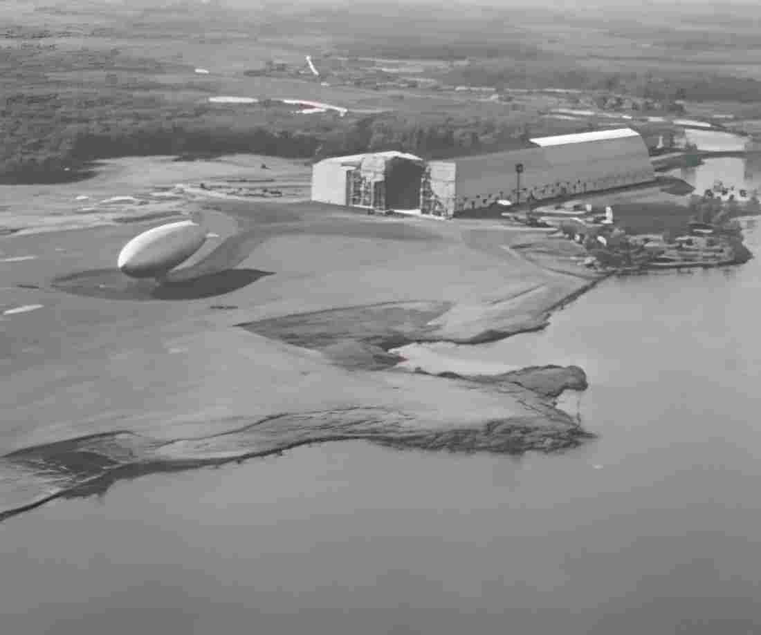 Zeppelin Airship 085 A4 Photo Print