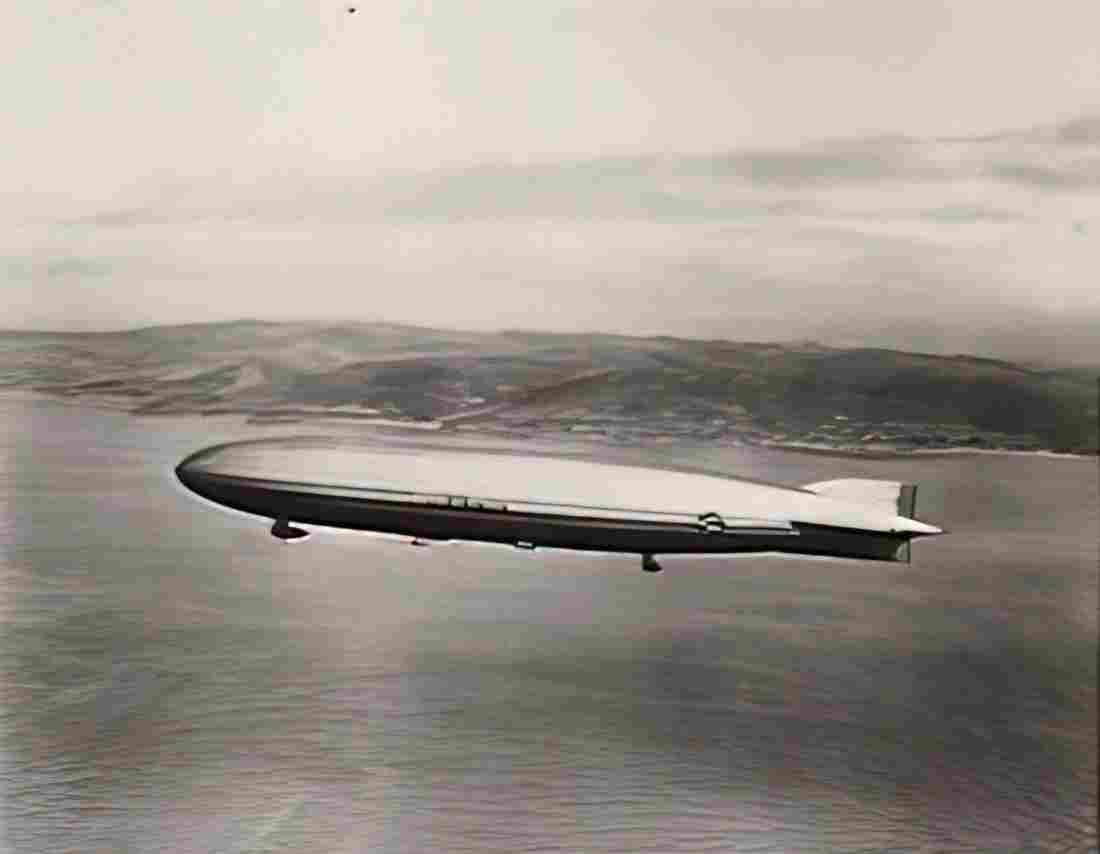 Zeppelin Airship 093 A4 Photo Print