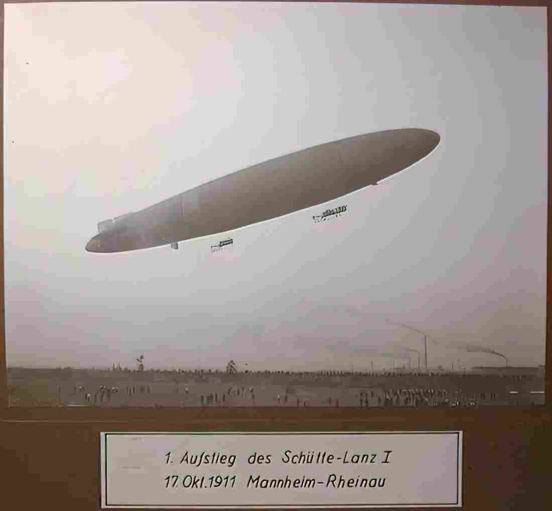 Zeppelin Airship 099 A4 Photo Print