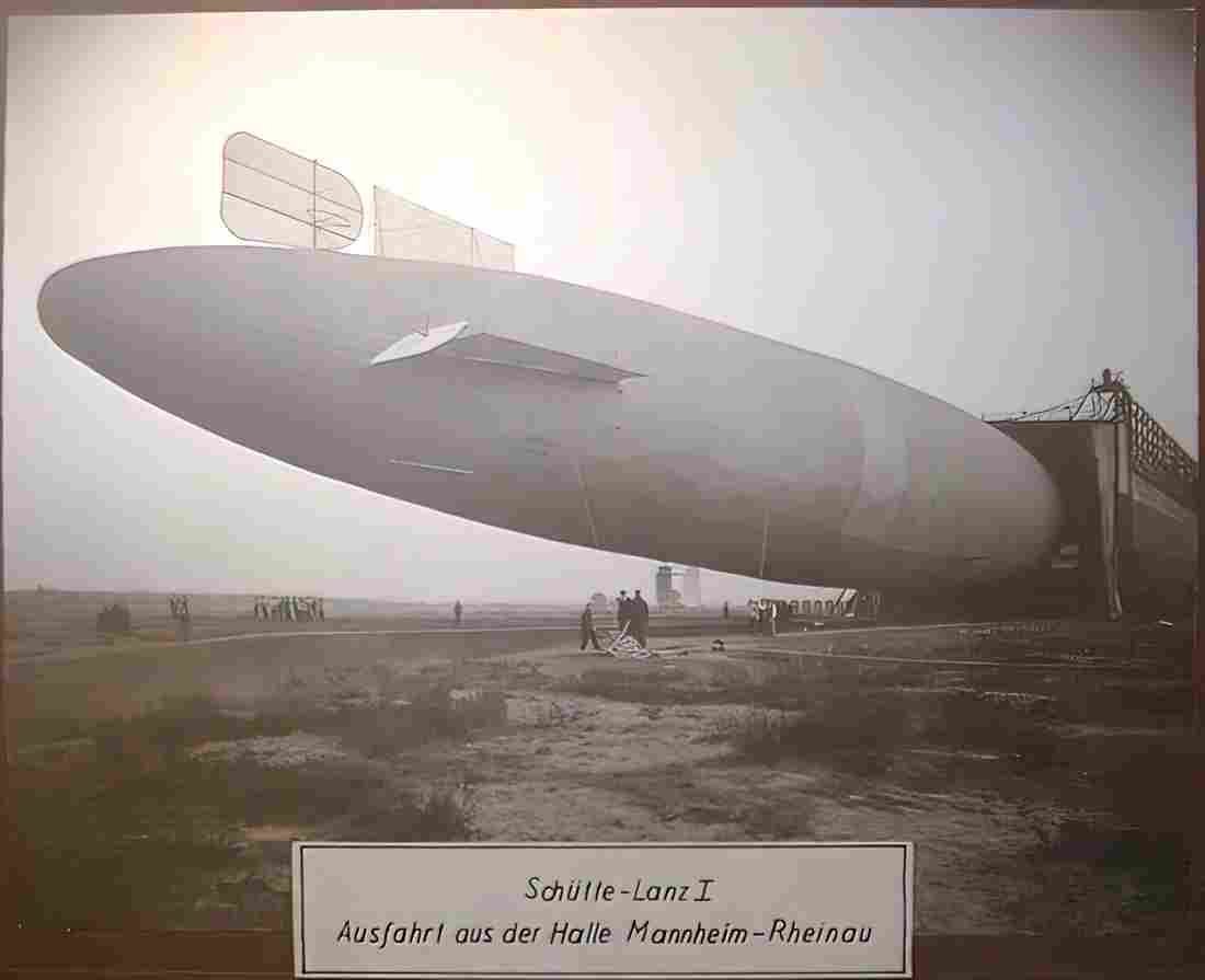 Zeppelin Airship 100 A4 Photo Print