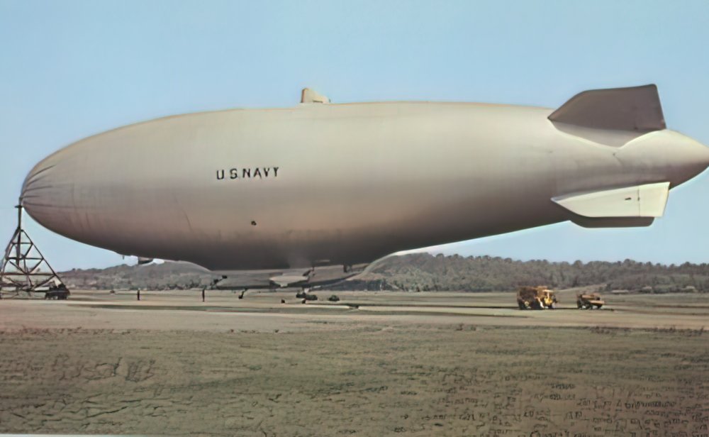 Zeppelin Airship 103 A4 Photo Print