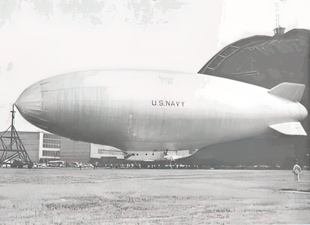 Zeppelin Airship 104 A4 Photo Print