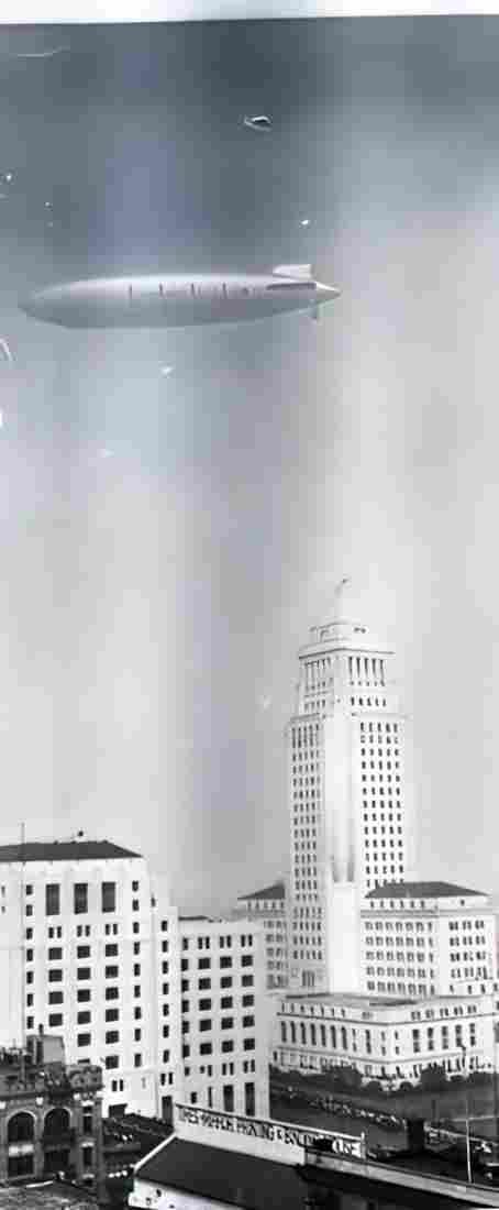 Zeppelin Airship 288 A4 Photo Print