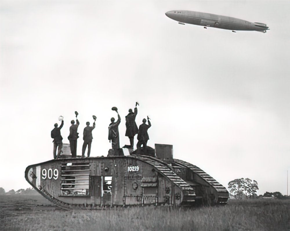 Zeppelin Airship 368 A4 Photo Print