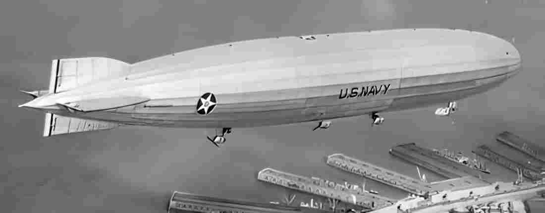 Zeppelin Airship 485 A4 Photo Print
