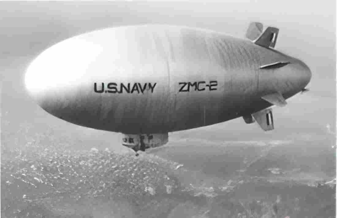 Zeppelin Airship 490 A4 Photo Print