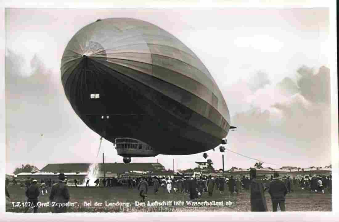Zeppelin Airship 53 A4 Photo Print