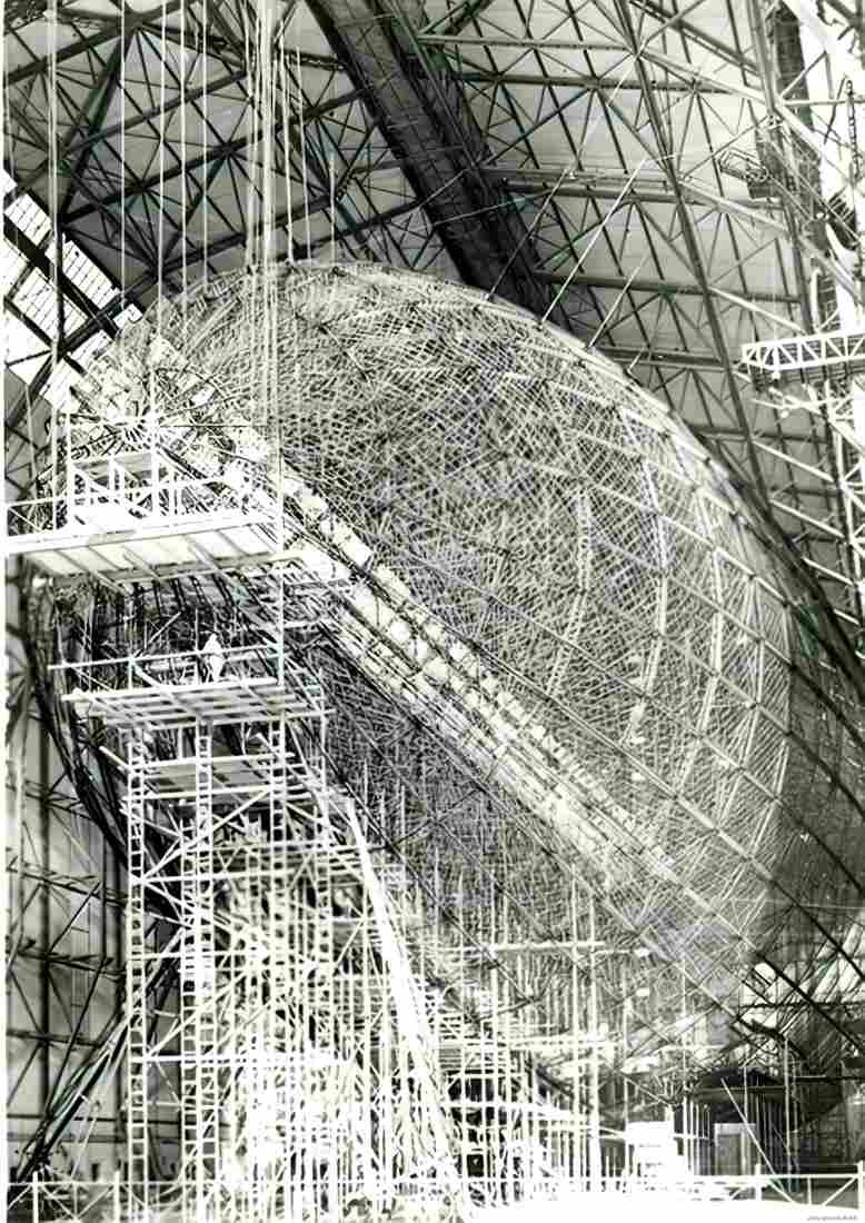 Zeppelin Airship 593 A4 Photo Print