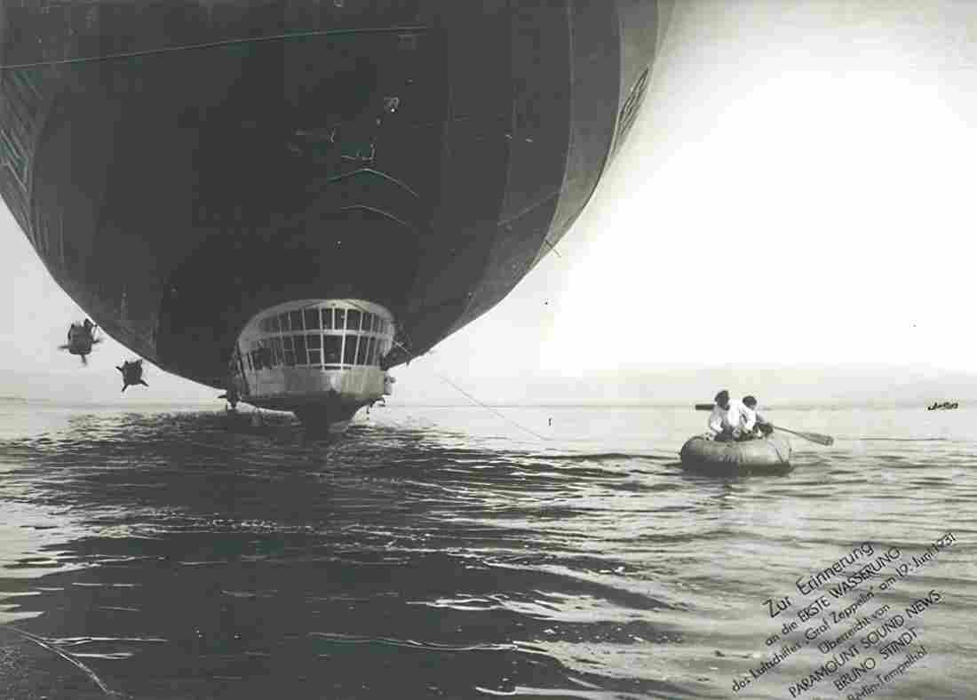 Zeppelin Airship 619 A4 Photo Print