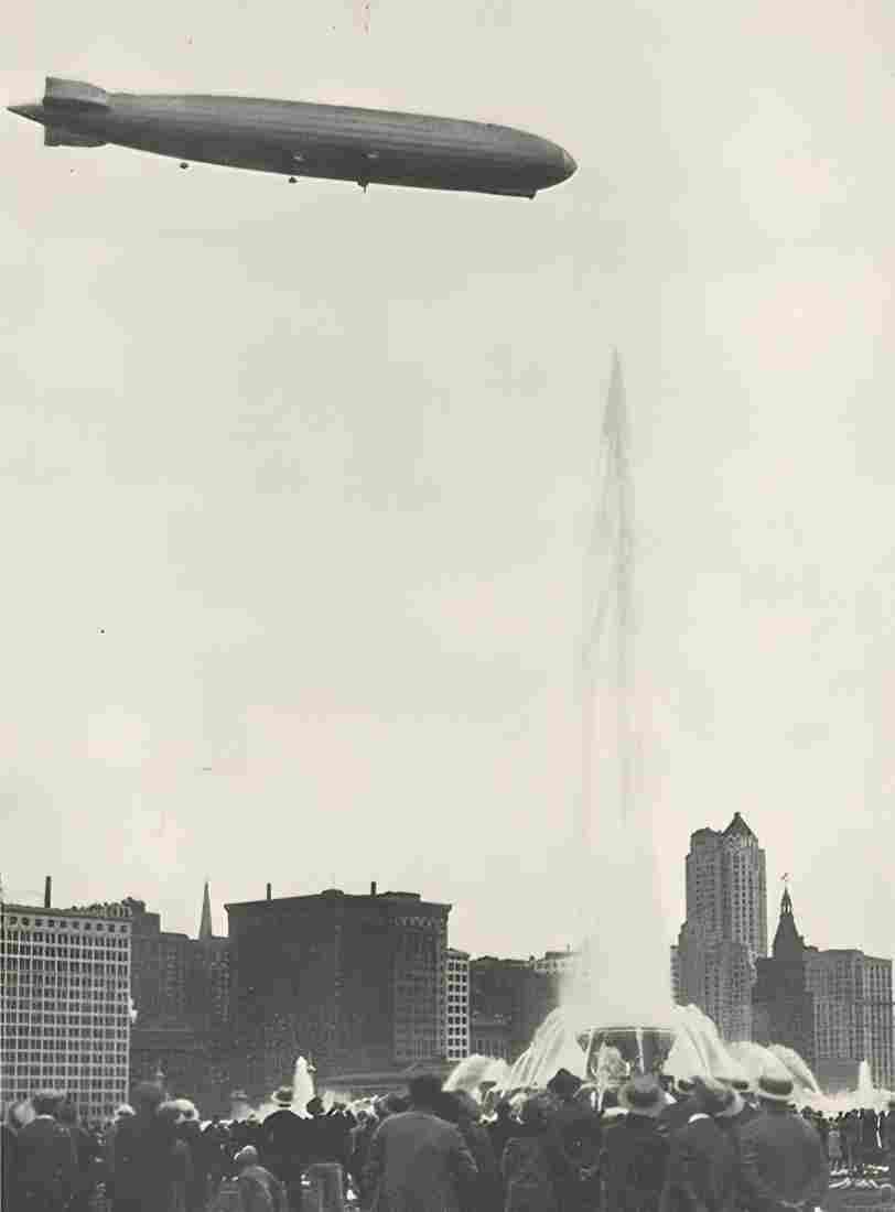 Zeppelin Airship 622 A4 Photo Print