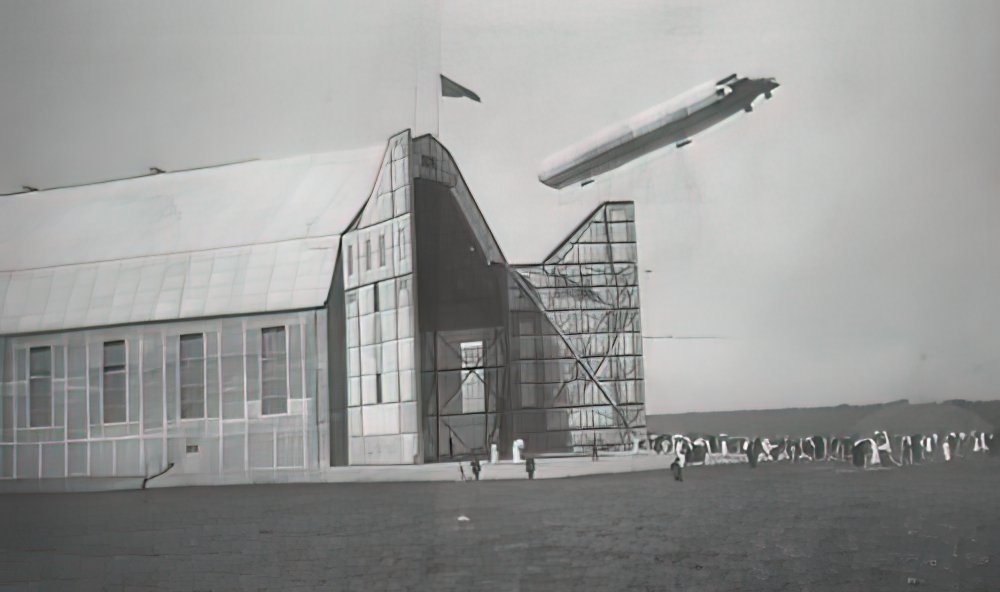 Zeppelin Airship 648 A4 Photo Print