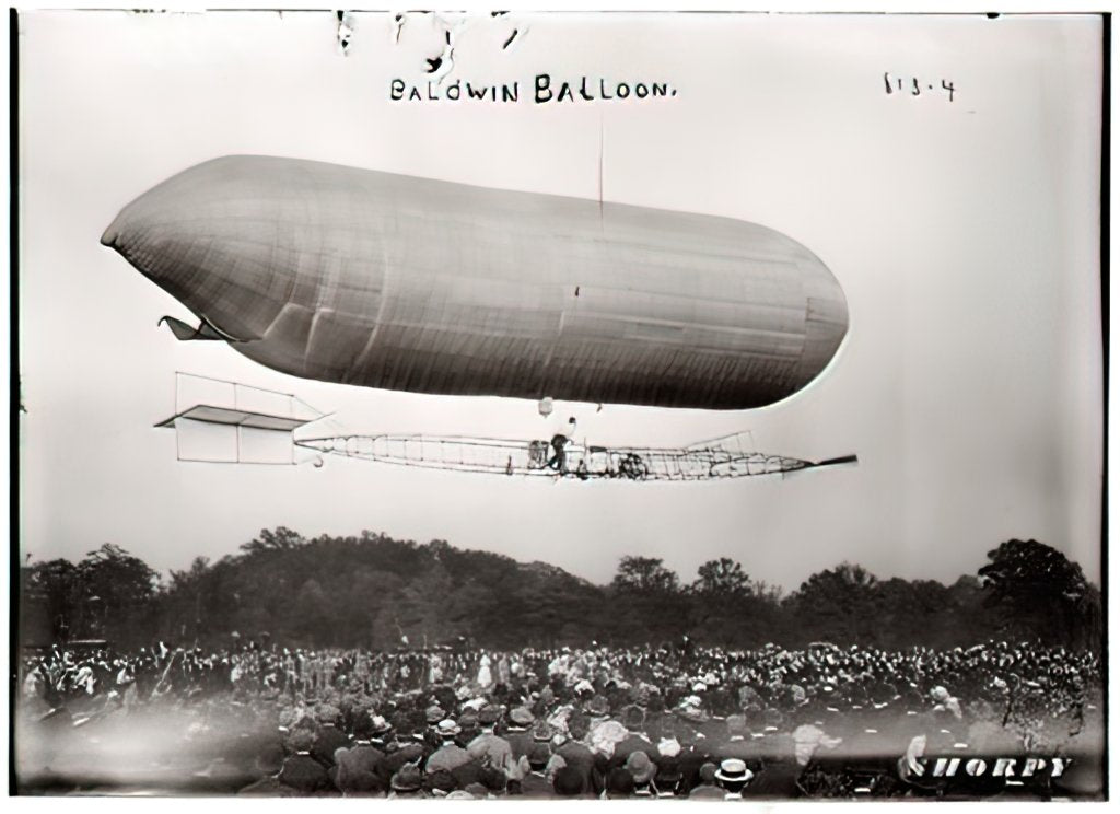 Zeppelin Airship 65 A4 Photo Print