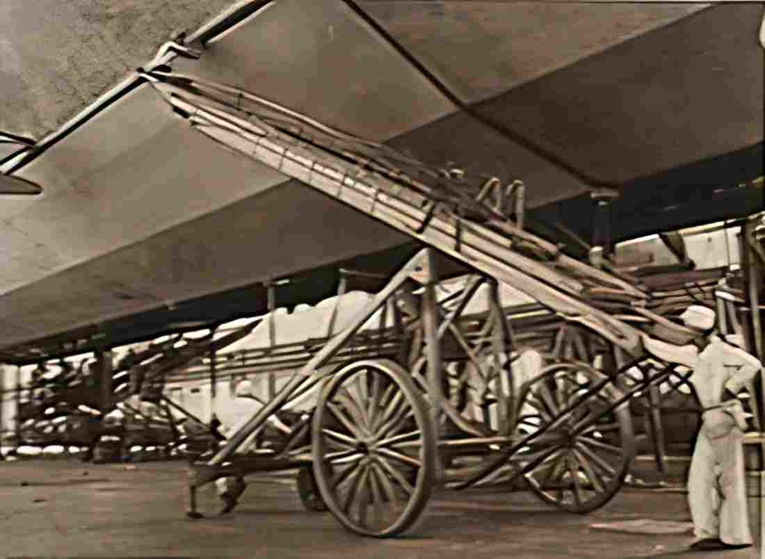 Zeppelin Airship 781 A4 Photo Print