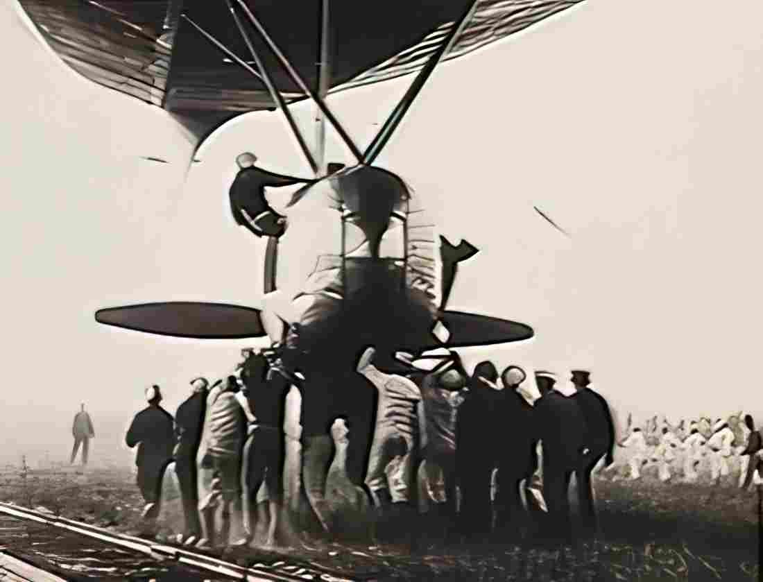 Zeppelin Airship 805 A4 Photo Print