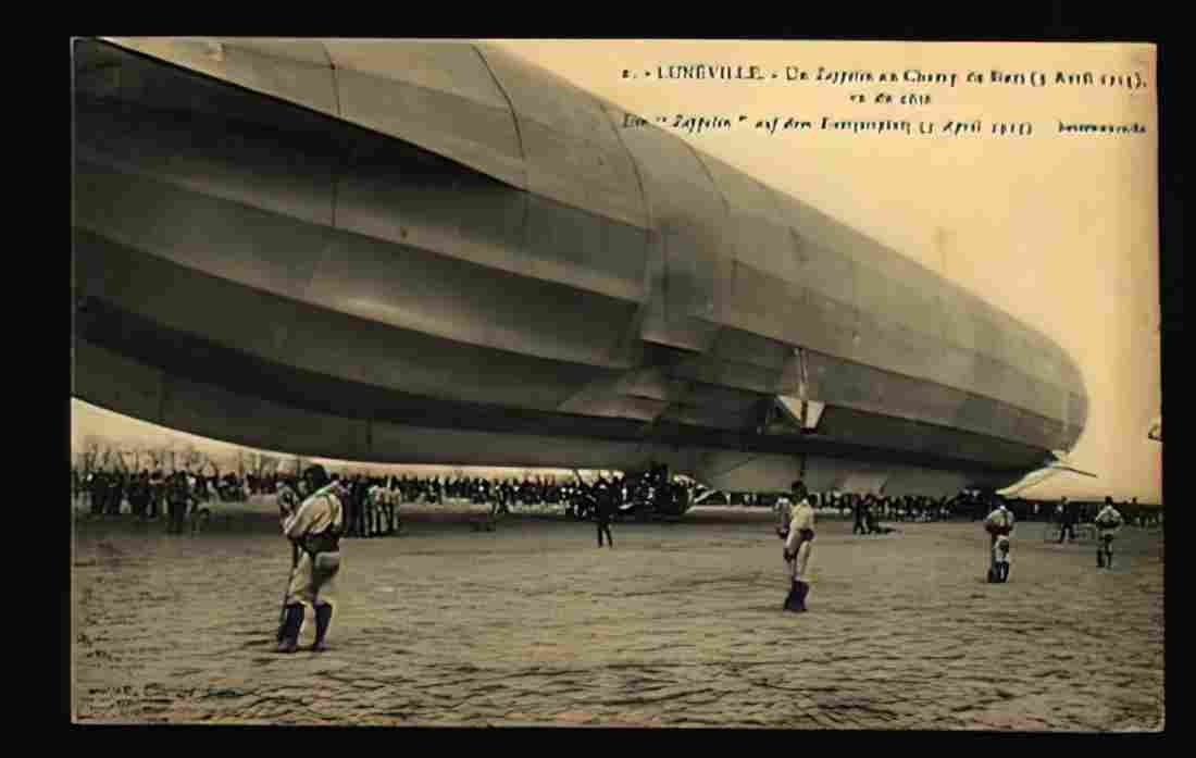 Zeppelin Airship 845 A4 Photo Print