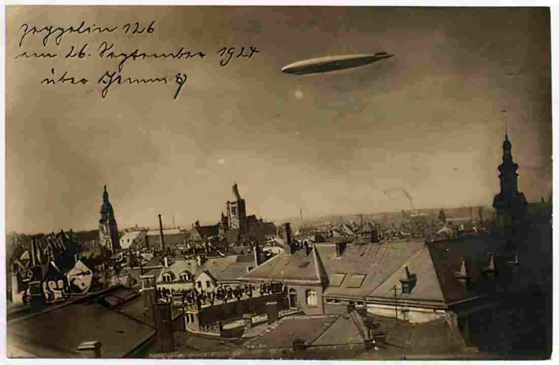 Zeppelin Airship 895 A4 Photo Print
