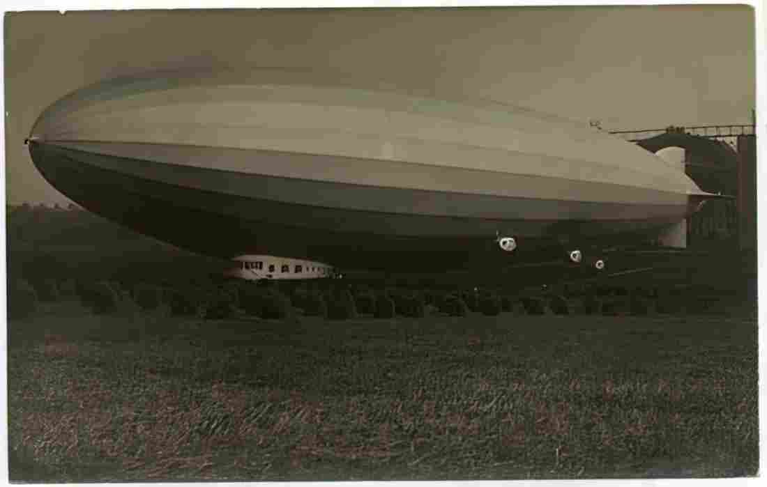 Zeppelin Airship 899 A4 Photo Print
