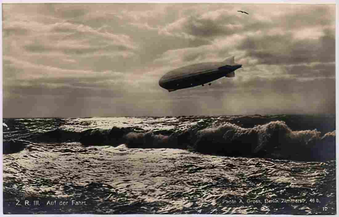 Zeppelin Airship 908 A4 Photo Print