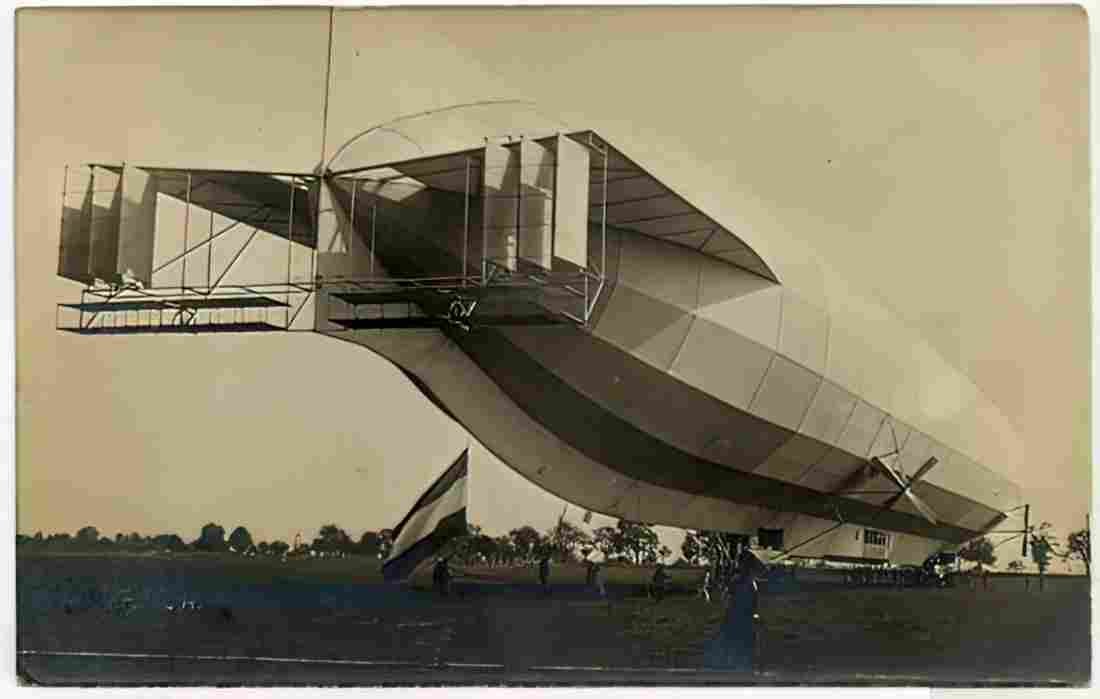 Zeppelin Airship 914 A4 Photo Print