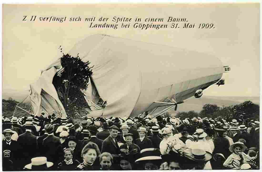 Zeppelin Airship 941 A4 Photo Print