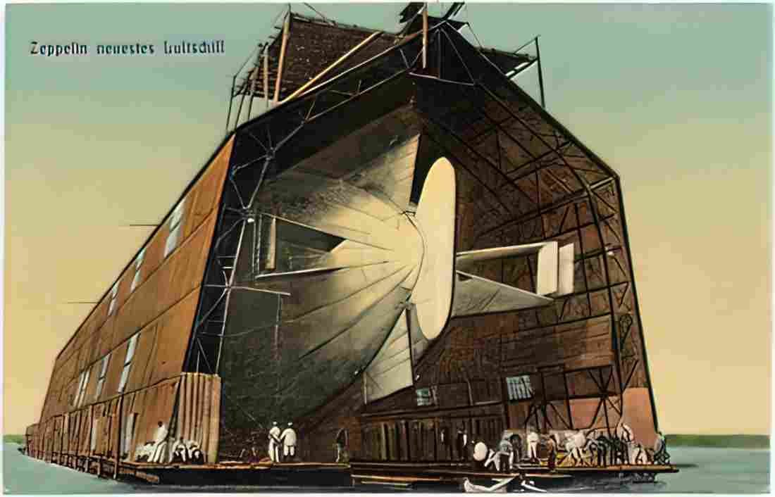 Zeppelin Airship 950 A4 Photo Print
