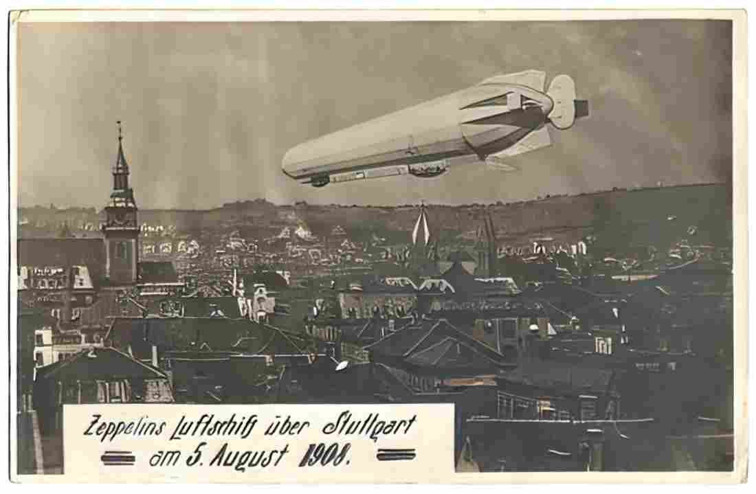 Zeppelin Airship 958 A4 Photo Print
