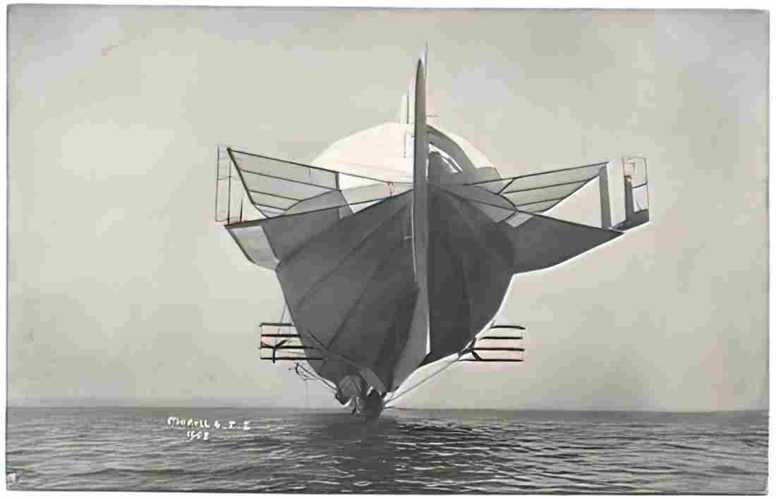 Zeppelin Airship 962 A4 Photo Print