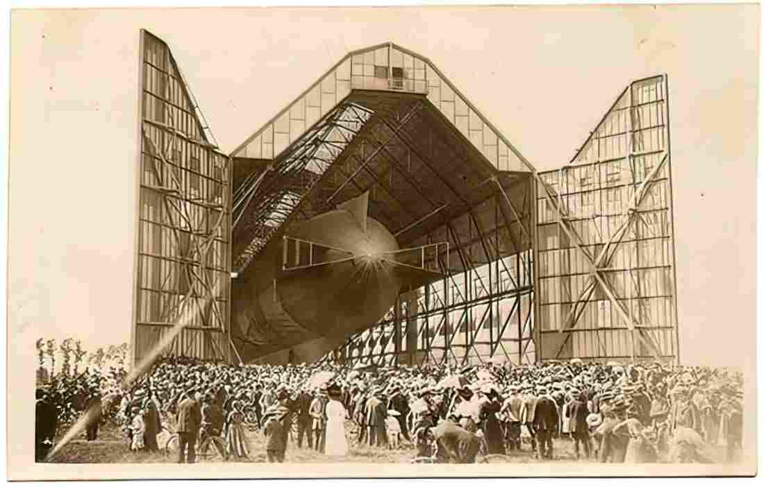 Zeppelin Airship 964 A4 Photo Print