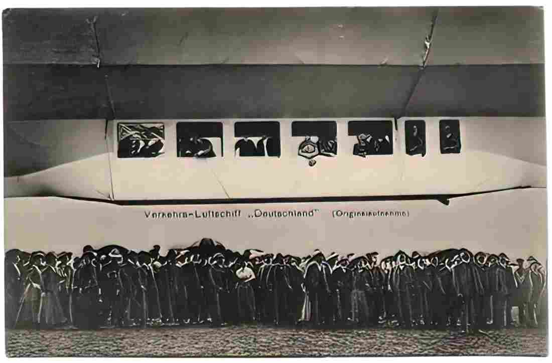 Zeppelin Airship 967 A4 Photo Print