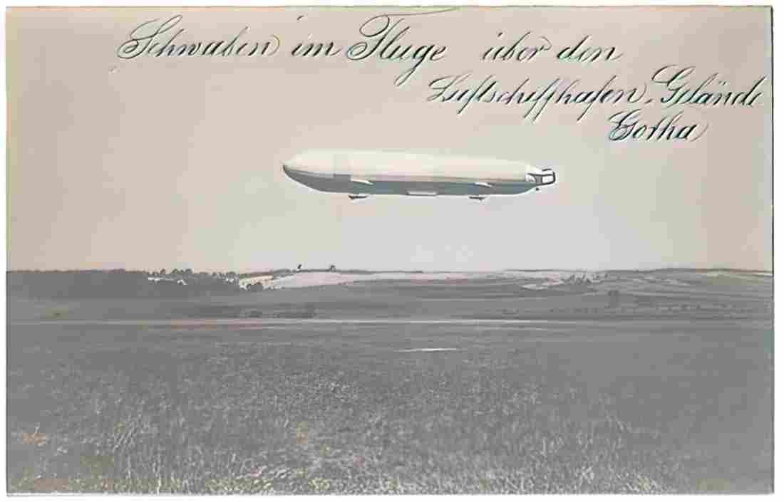 Zeppelin Airship 976 A4 Photo Print