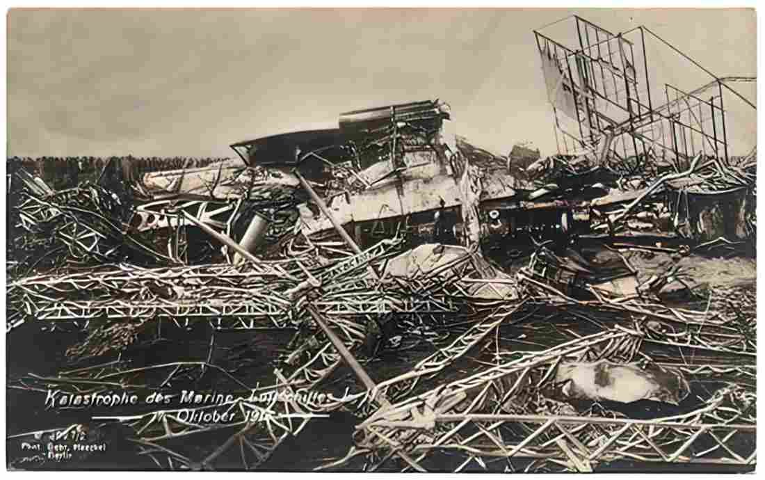 Zeppelin Airship 997 A4 Photo Print