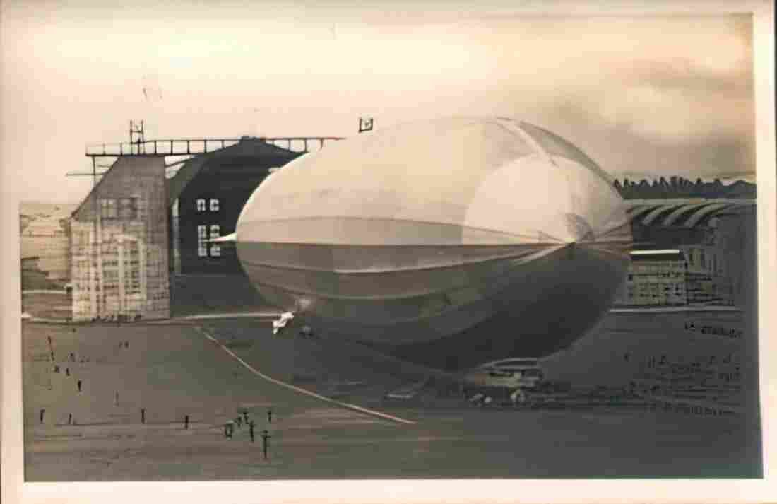 Zeppelin Airship CD52 A4 Photo Print