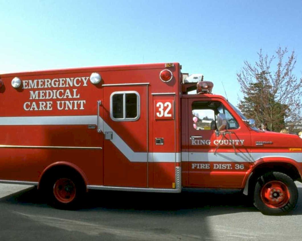 ambulance king county1980s 1990s A4 Photo Print 42