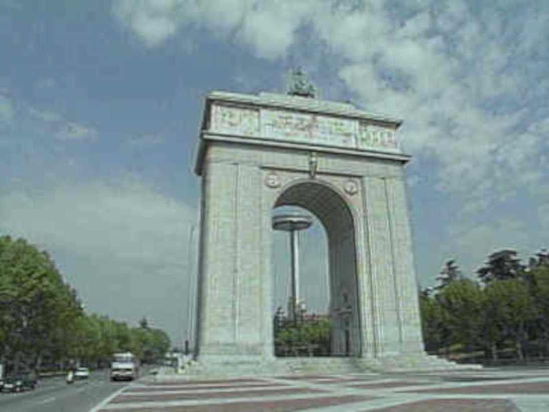 arc de triomphe1980s 1990s A4 Photo Print