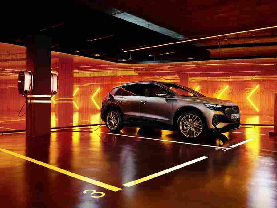 audi e tron 2021 7088 10 Car A4 Photo Print