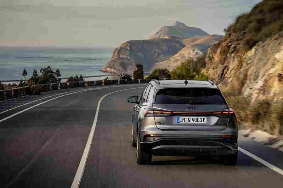 audi e tron 2021 7088 15 Car A4 Photo Print