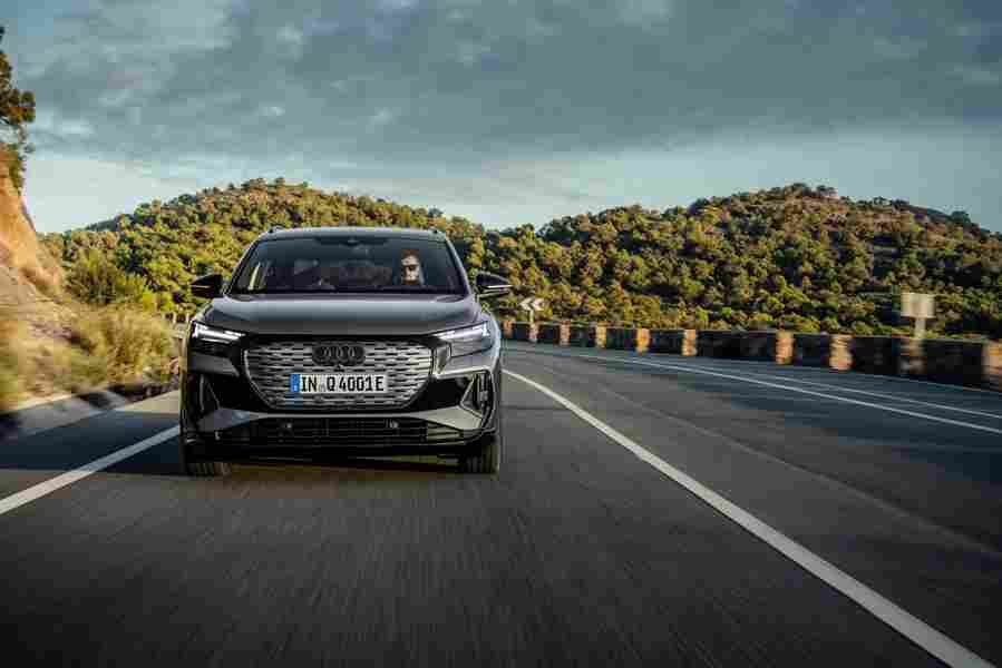 audi e tron 2021 7088 18 Car A4 Photo Print