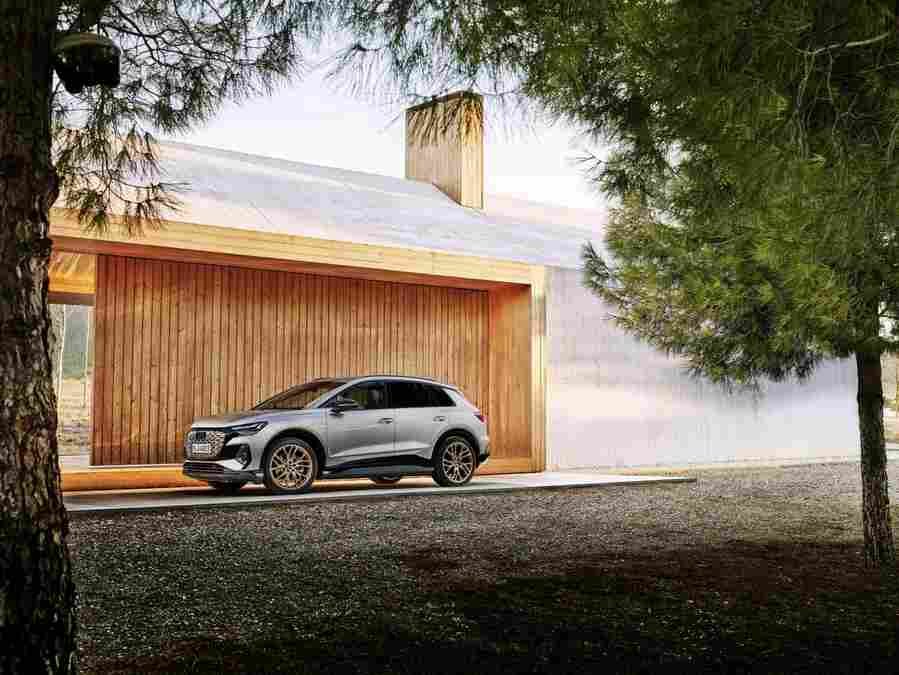 audi e tron 2021 7088 2 Car A4 Photo Print