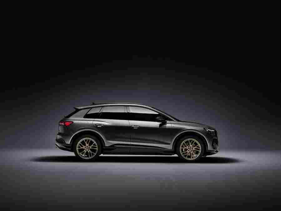 audi e tron 2021 7088 23 Car A4 Photo Print