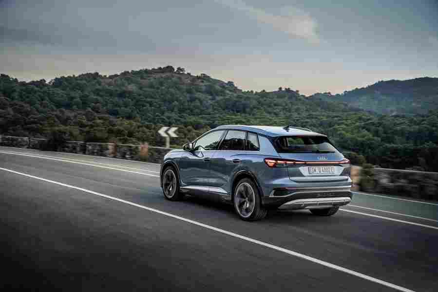audi e tron 2021 7088 50 Car A4 Photo Print
