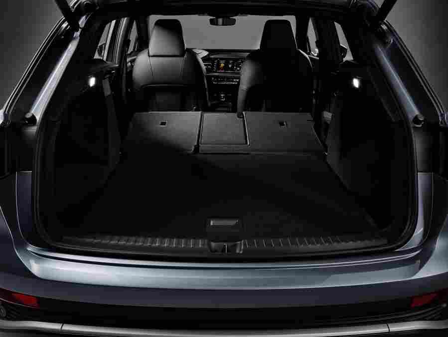 audi e tron 2021 7088 64 Car A4 Photo Print