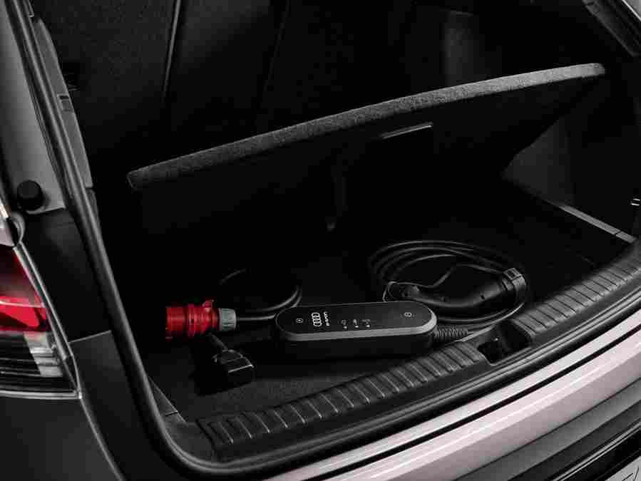 audi e tron 2021 7088 68 Car A4 Photo Print