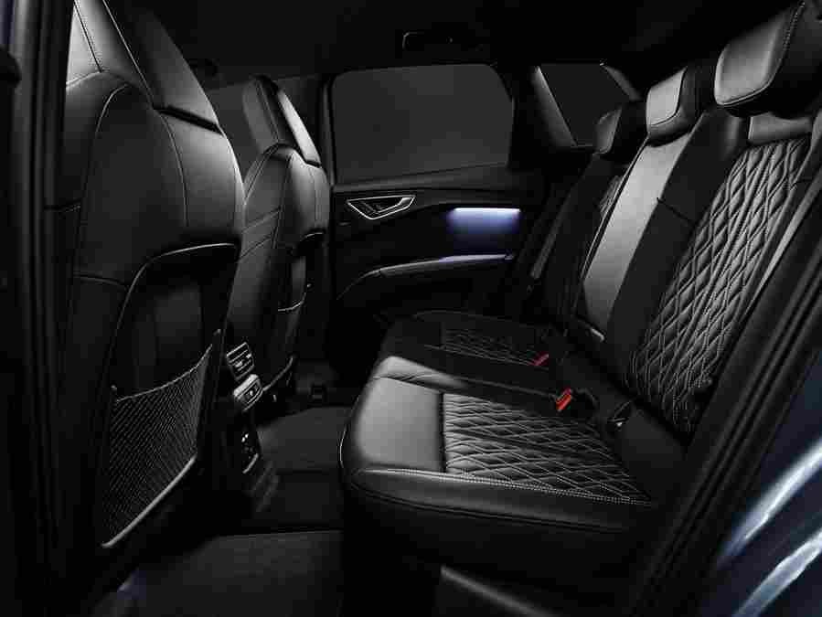 audi e tron 2021 7088 72 Car A4 Photo Print