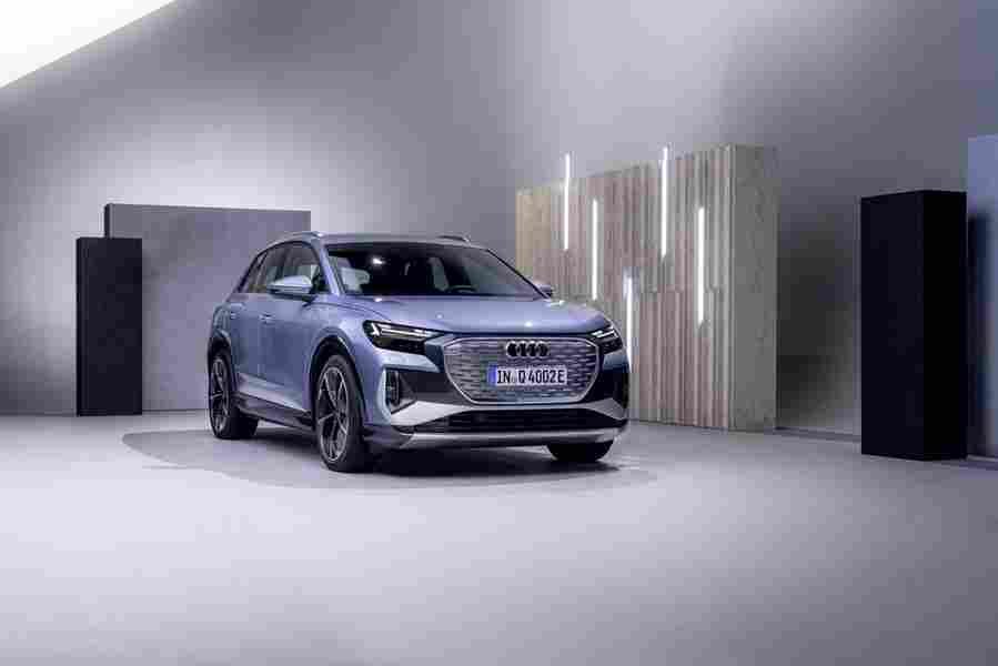 audi e tron 2021 7088 81 Car A4 Photo Print