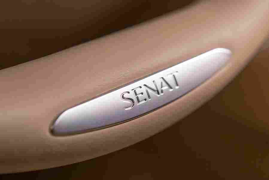aurus senat 2018 7041 8 Car A4 Photo Print