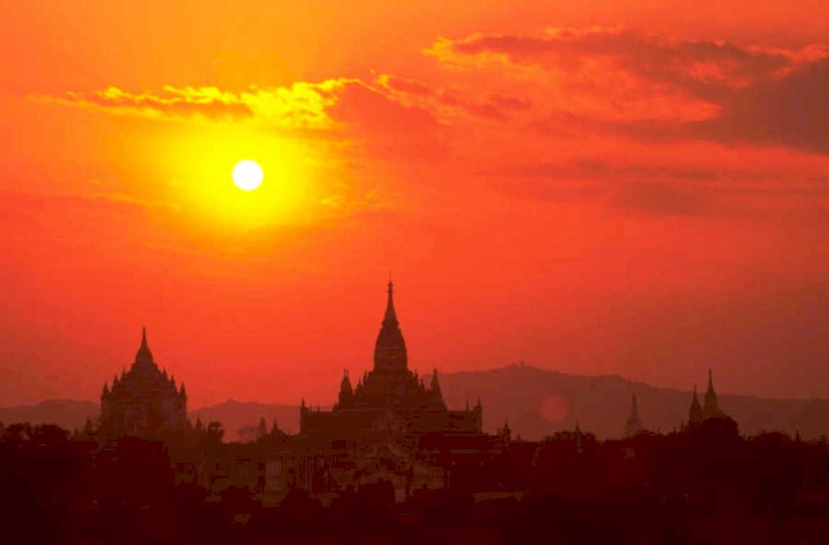bagan sunset pagodas 1980s 1990s A4 Photo Print