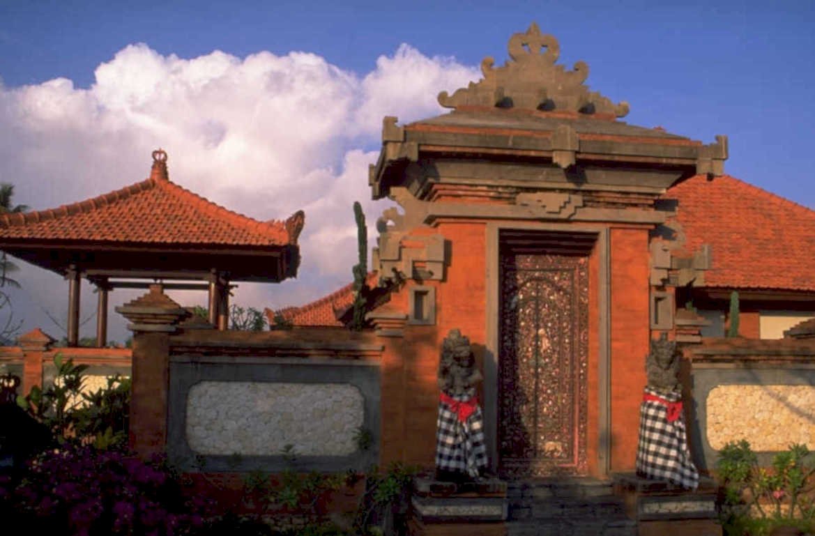 bali temple entrance 1980s 1990s A4 Photo Print