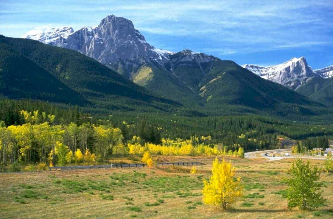 banff autumn mountains 1980s 1990s A4 Photo Print