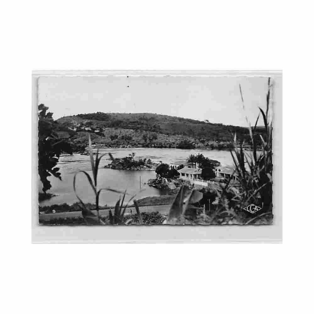 bangui a threshold on the oubangui river la carte africaine 9 centrafrique bangui u Vintage A4 Photo Print