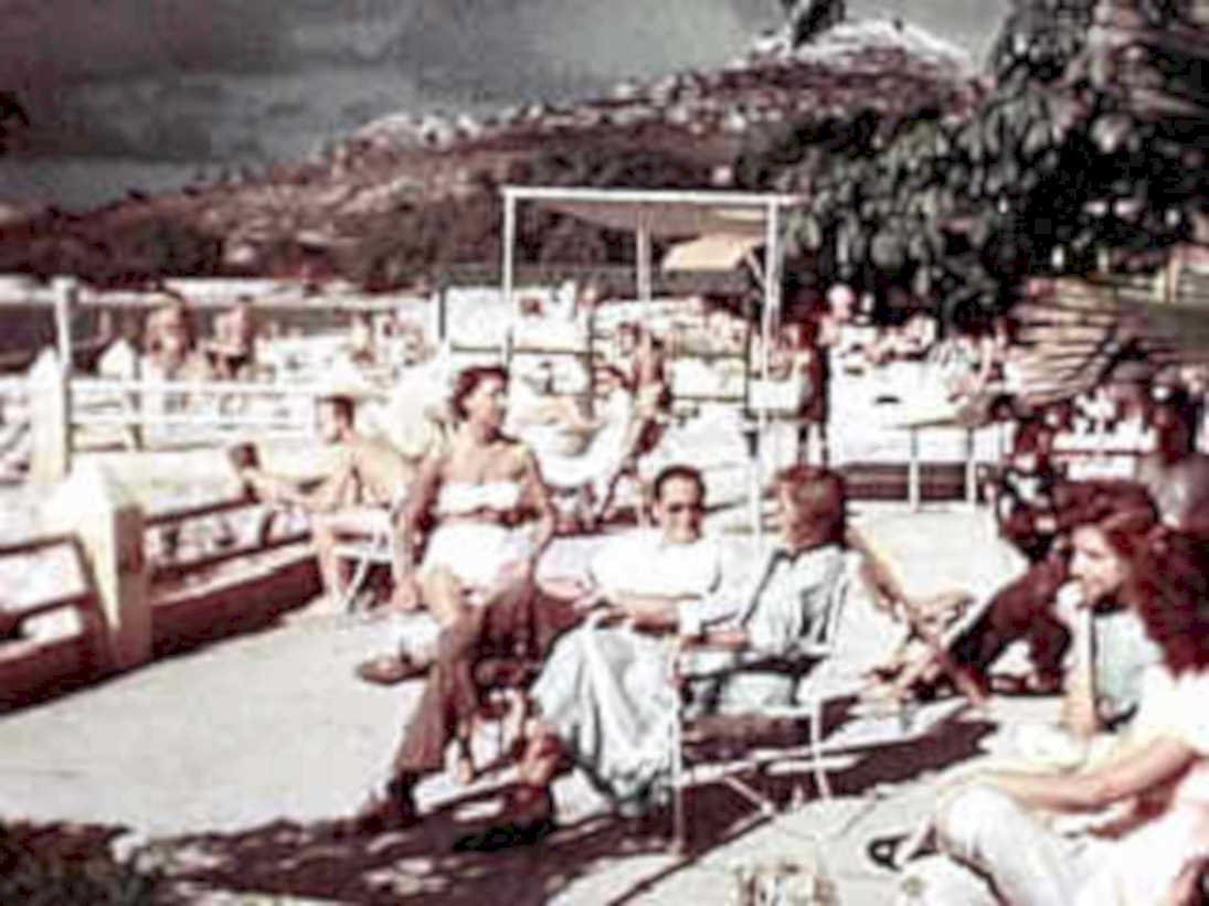 beach people chairs1980s 1990s A4 Photo Print